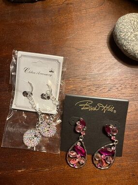 Pink Teardrop Crystal Dangle Earrings